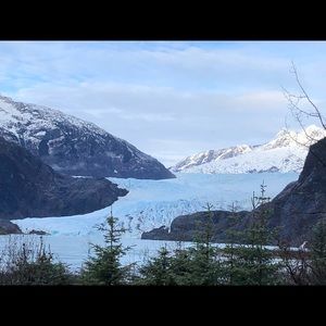 Meet your Posher, Carissa